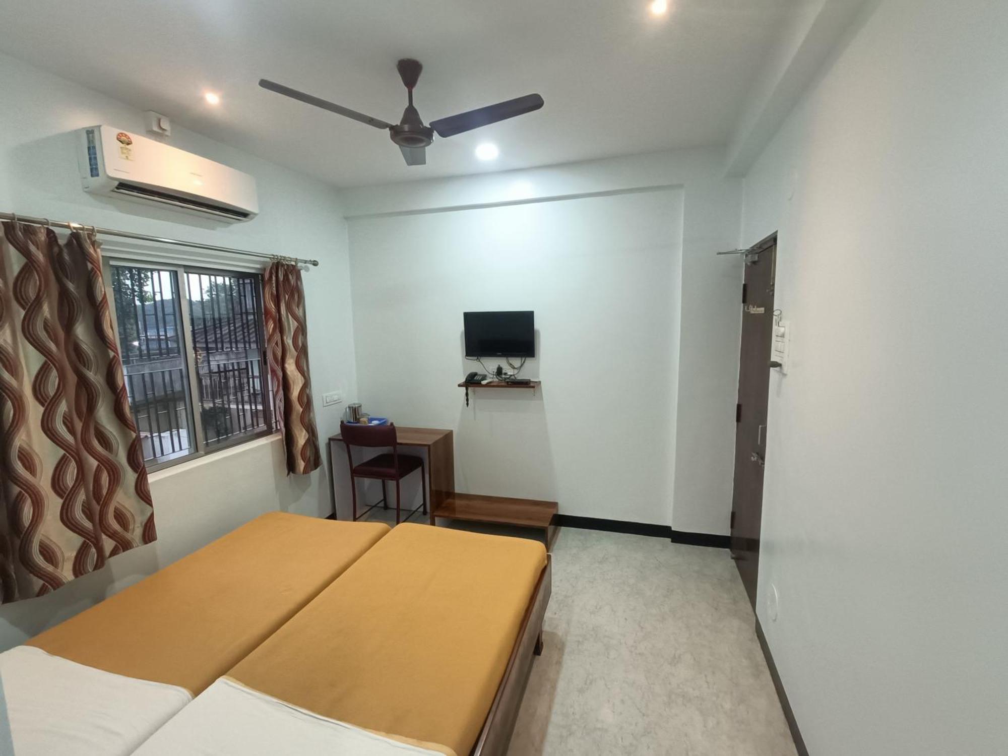 Hotel Parth Residency Kolhapur Dış mekan fotoğraf