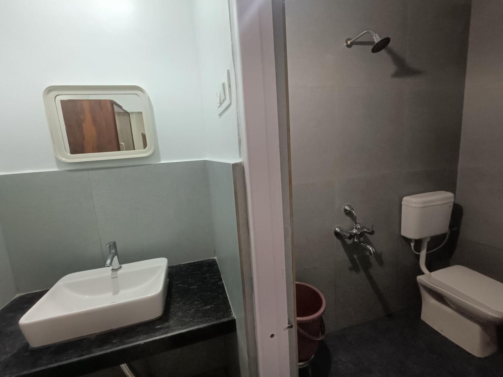 Hotel Parth Residency Kolhapur Dış mekan fotoğraf